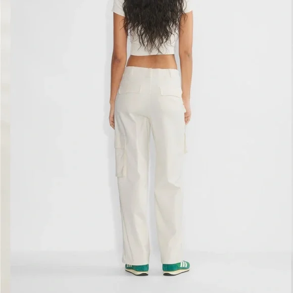 NWT Aritzia Cargo Pants White Birch - Picture 2 of 11